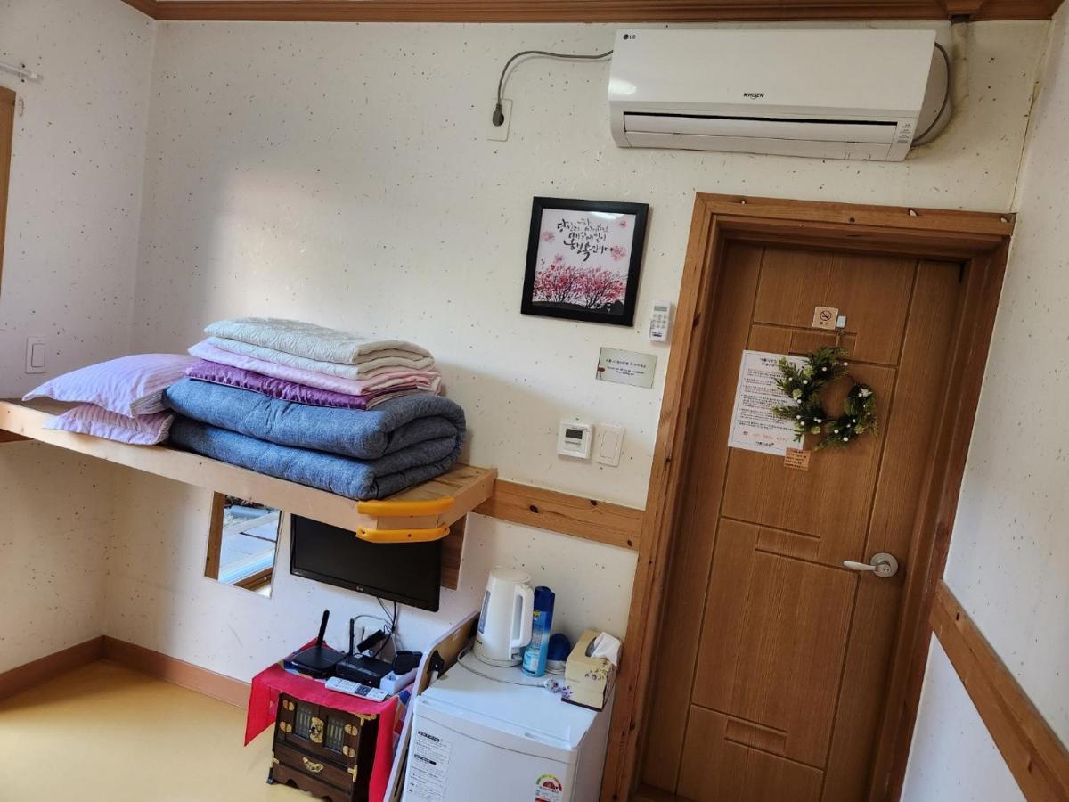 Beautiful House Hotel Jeonju Bagian luar foto