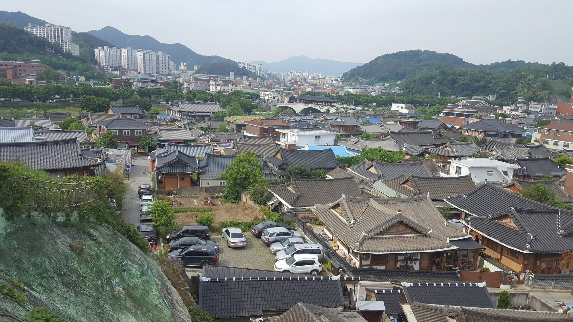 Beautiful House Hotel Jeonju Bagian luar foto